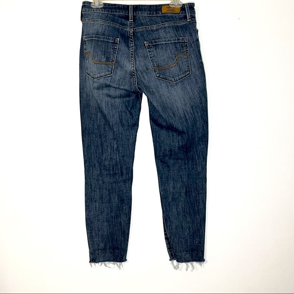 Signature Levis High Rise Ankle Skinny Jeans Raw Hemline Women’s Size 4 - Picture 2 of 9